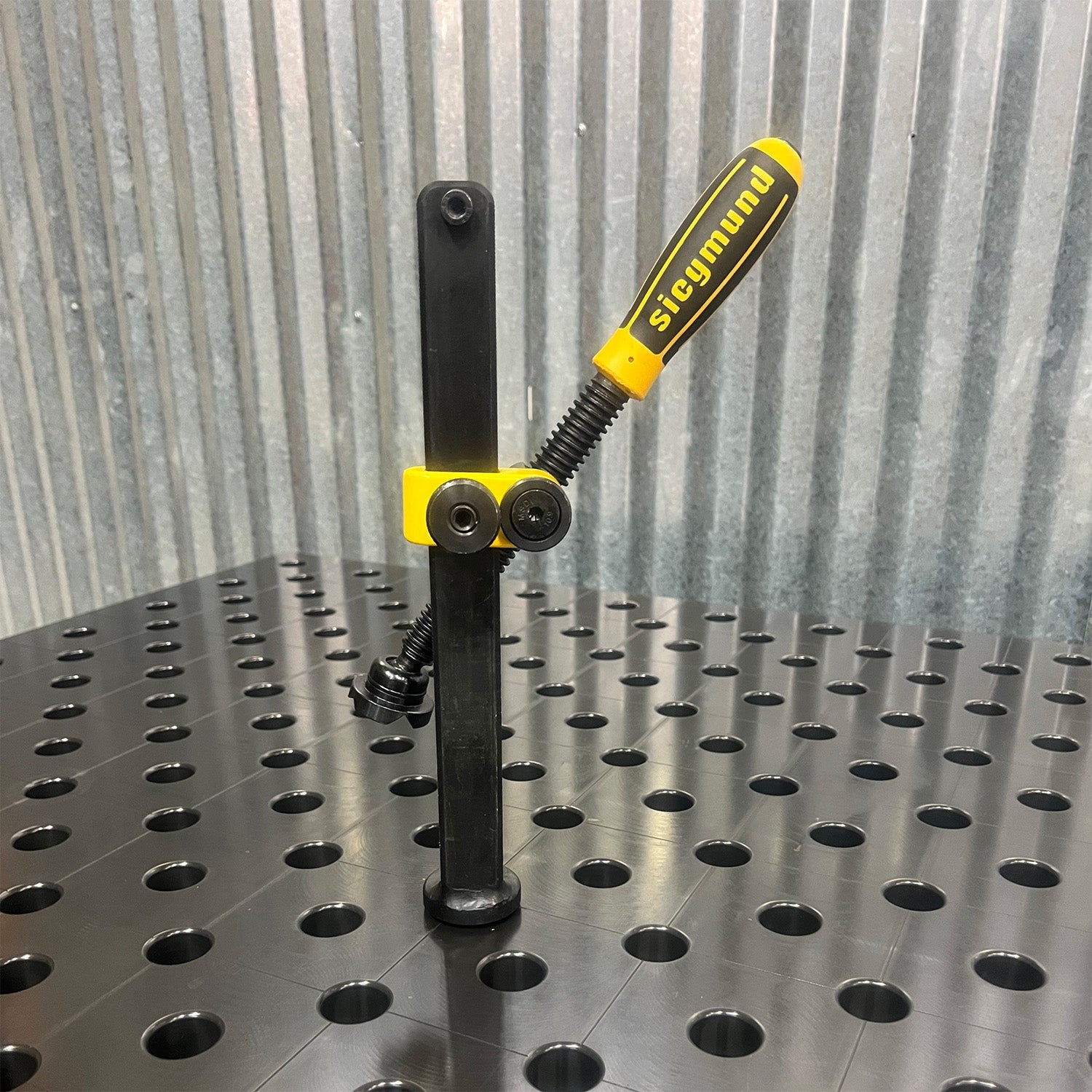 ムク　SAR Professional Screw Clamp, 45/90, 28 mm – Strong Hand Tools