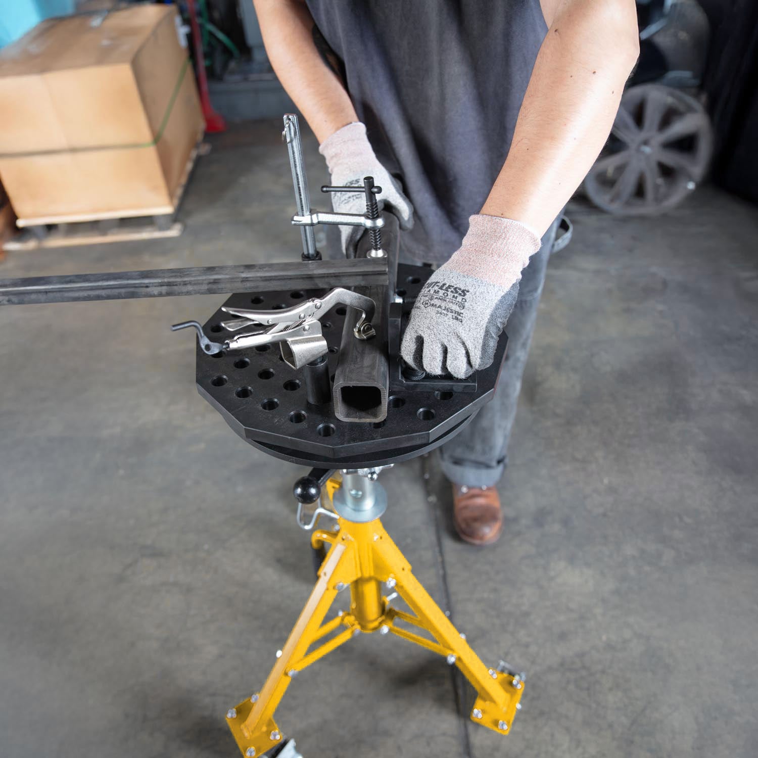 Scout Tripod, 14" Diameter, Work Stand, 5/8" System