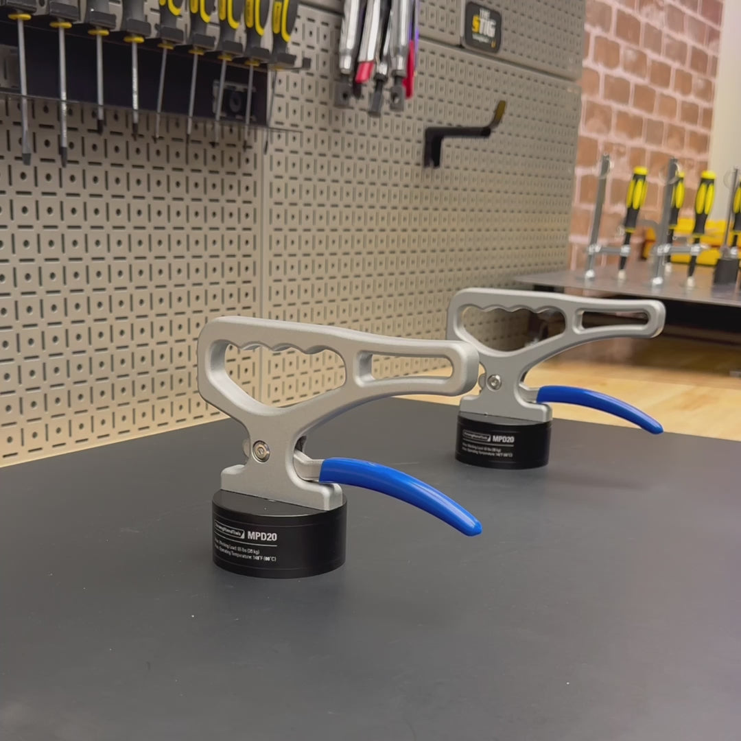 Load video: Magnetic Retrieving Tool