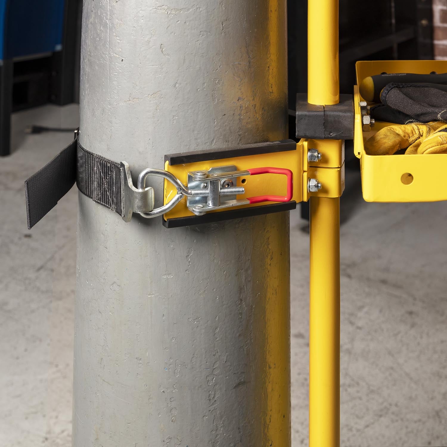 Gas Cylinder Dolly with Tool Trays, 330 lb Load Capacity