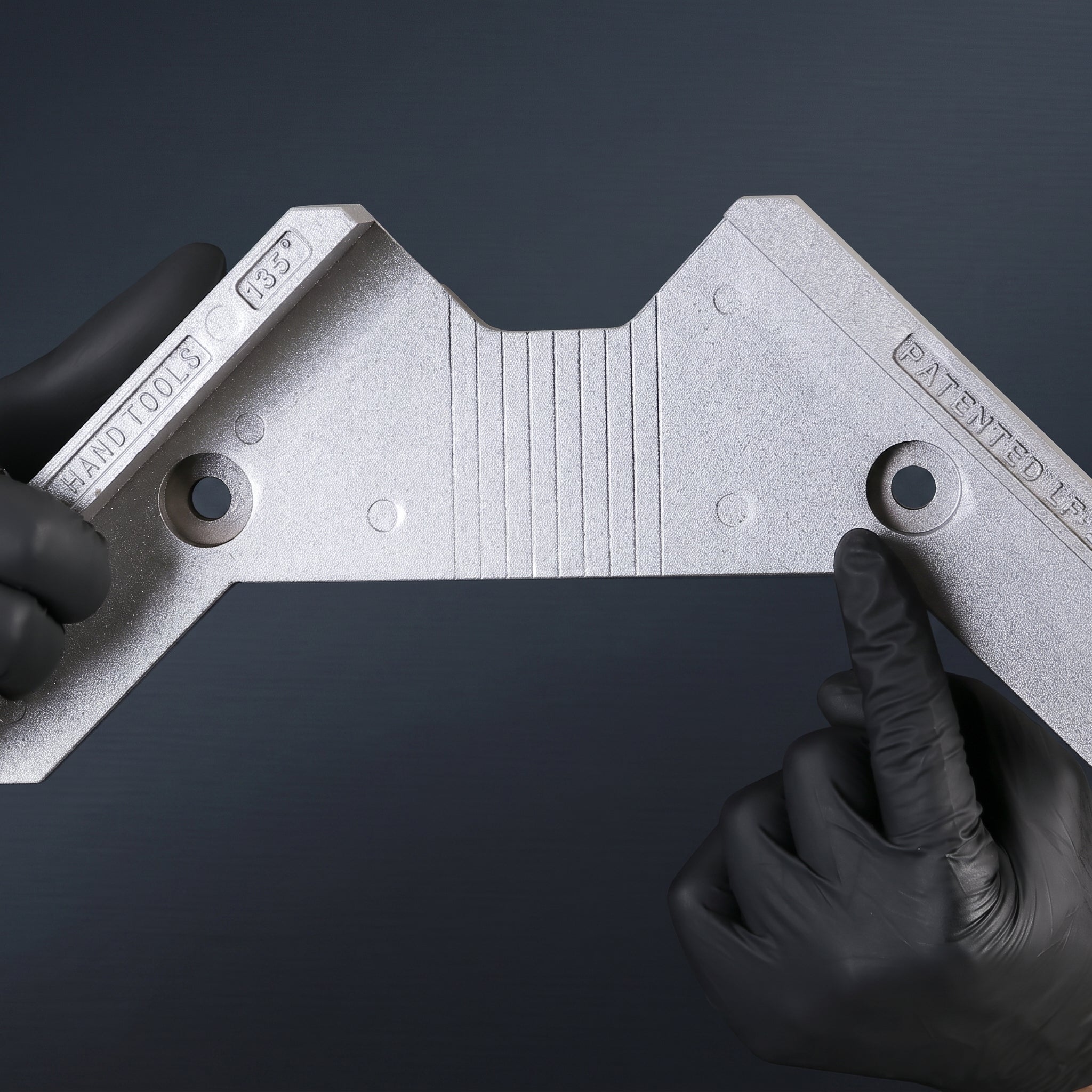 Plantilla Tru-AngL de aluminio de 90°