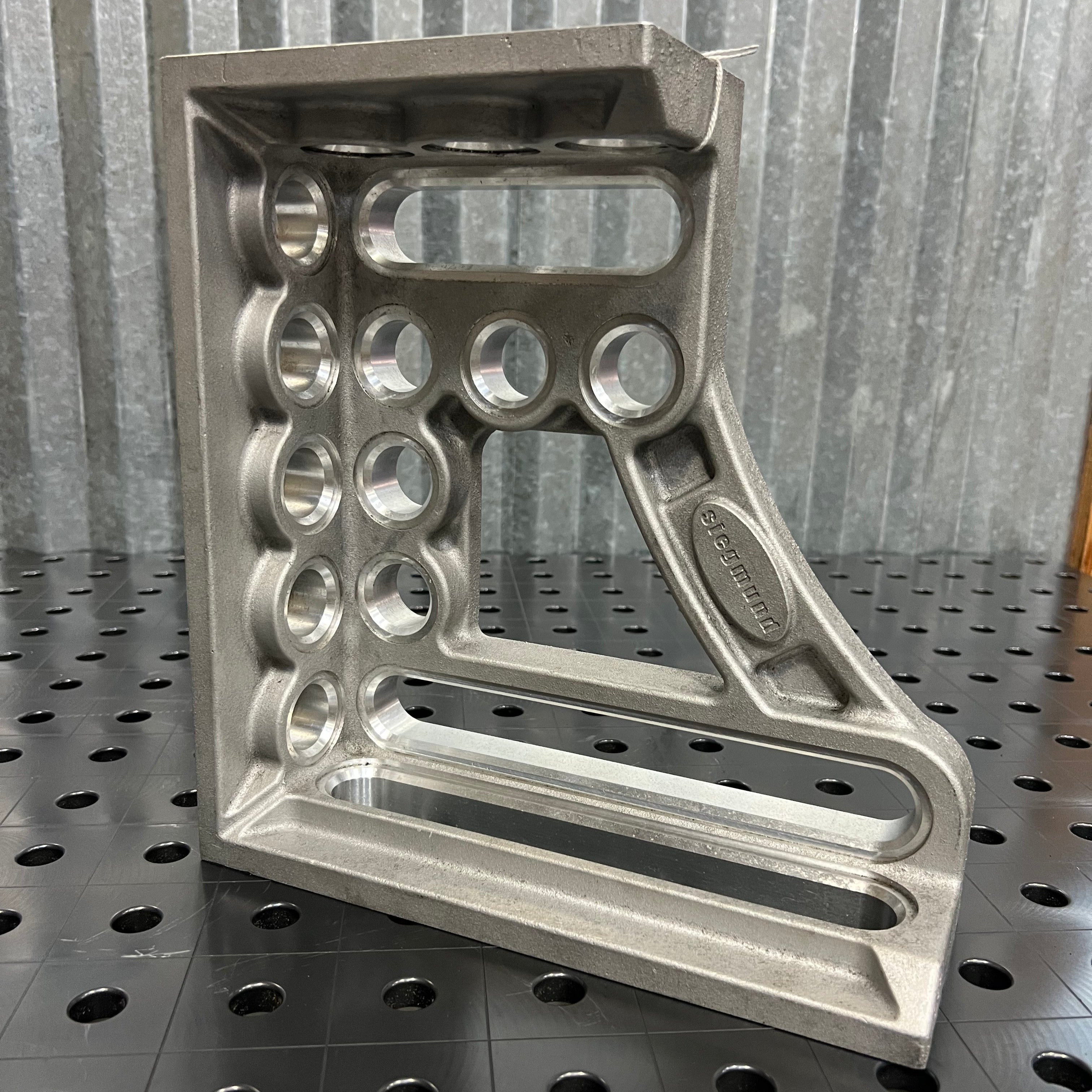 GK Right Stop and Clamping Square, 300 mm, Aluminum/Titanium [Open Box]