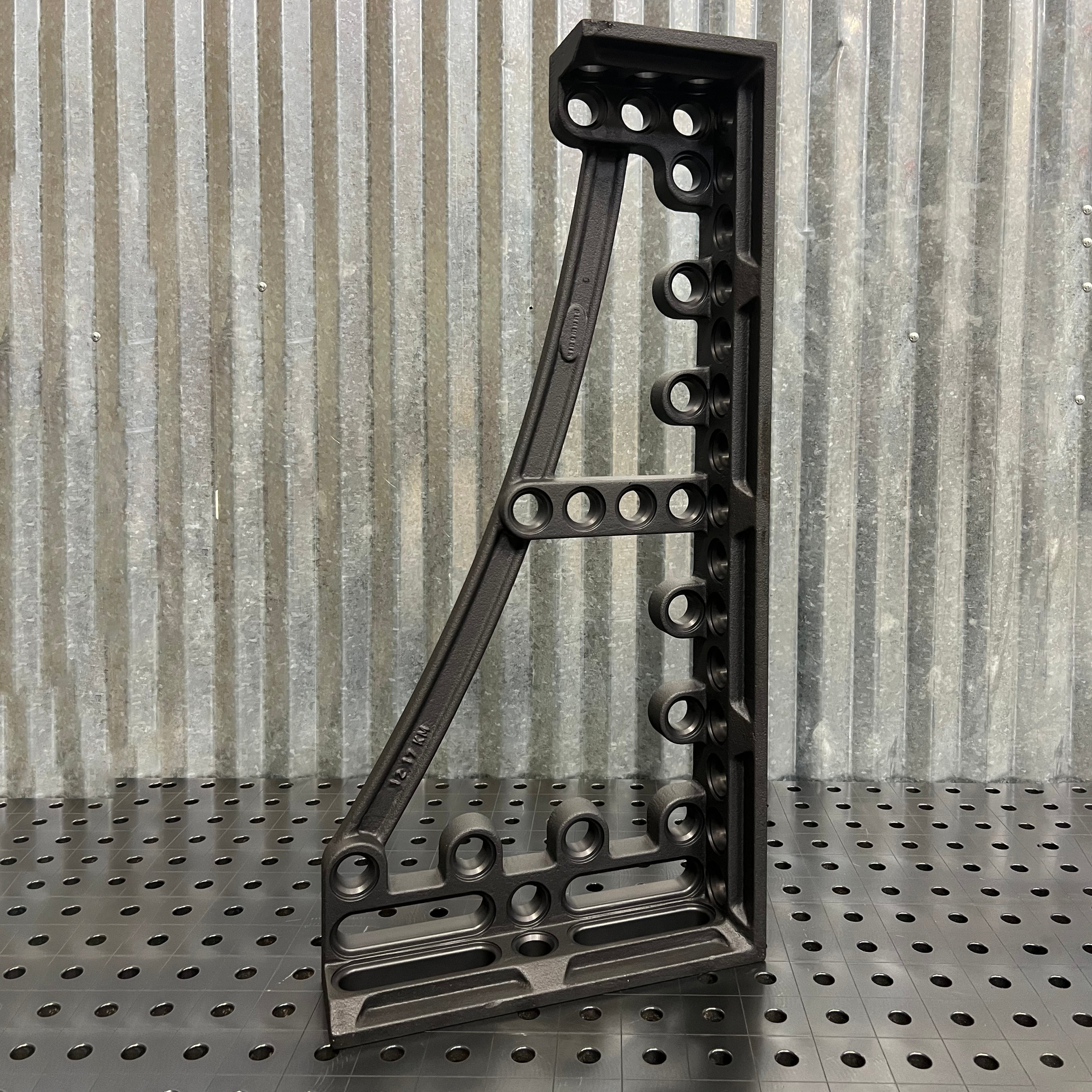 800mm GK Left Stop and Clamping Square, 28mm (Nitrided)