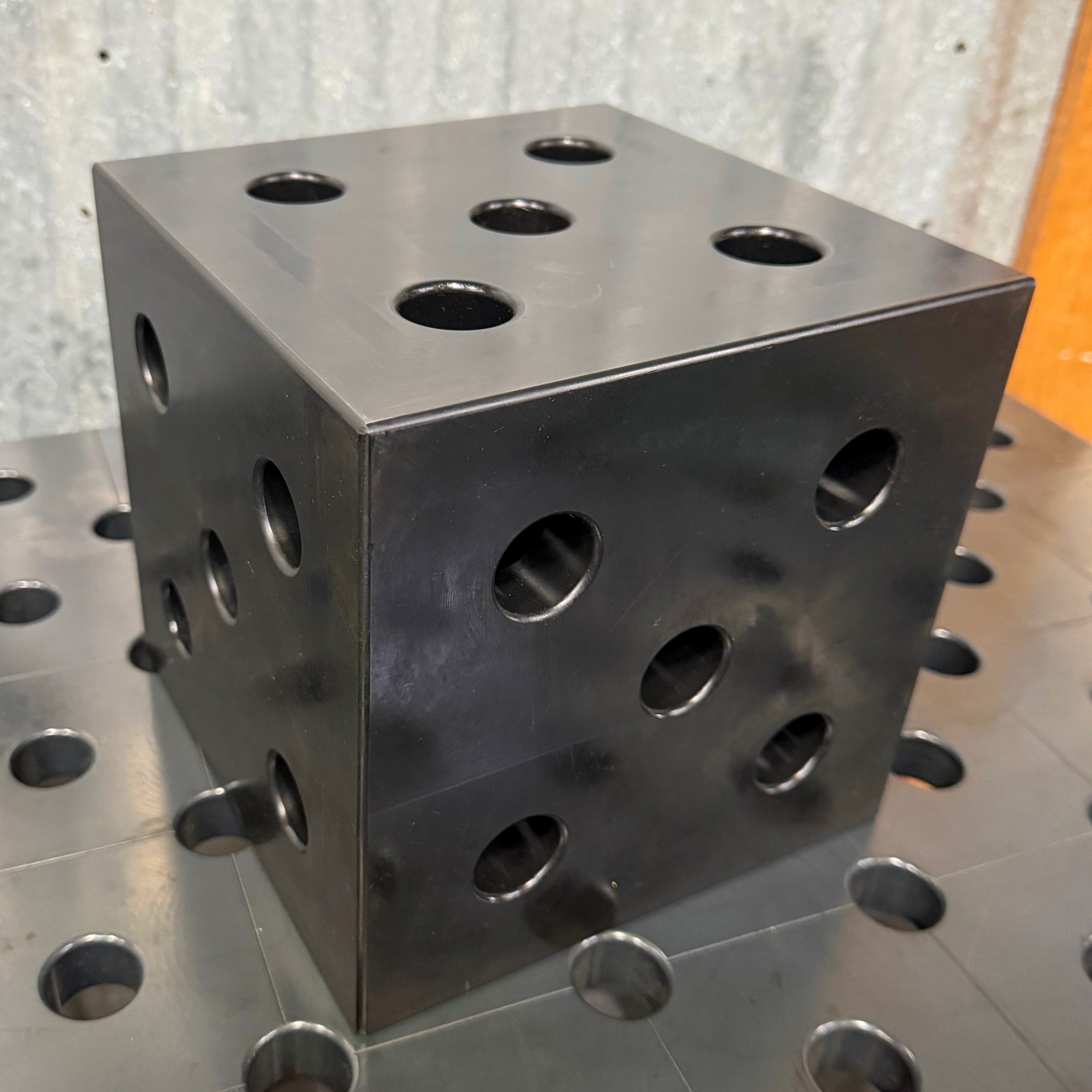 200x200x200mm Square U-Shape Riser Block, 28mm (Nitrided)