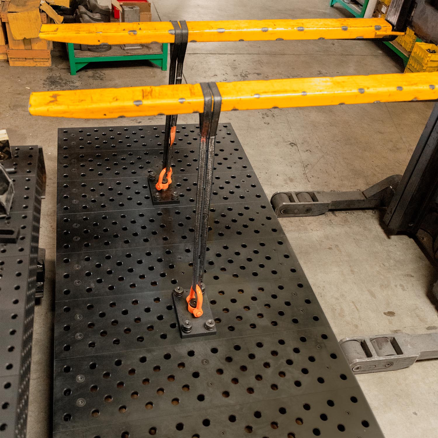 Lifting Brackets, 28 mm