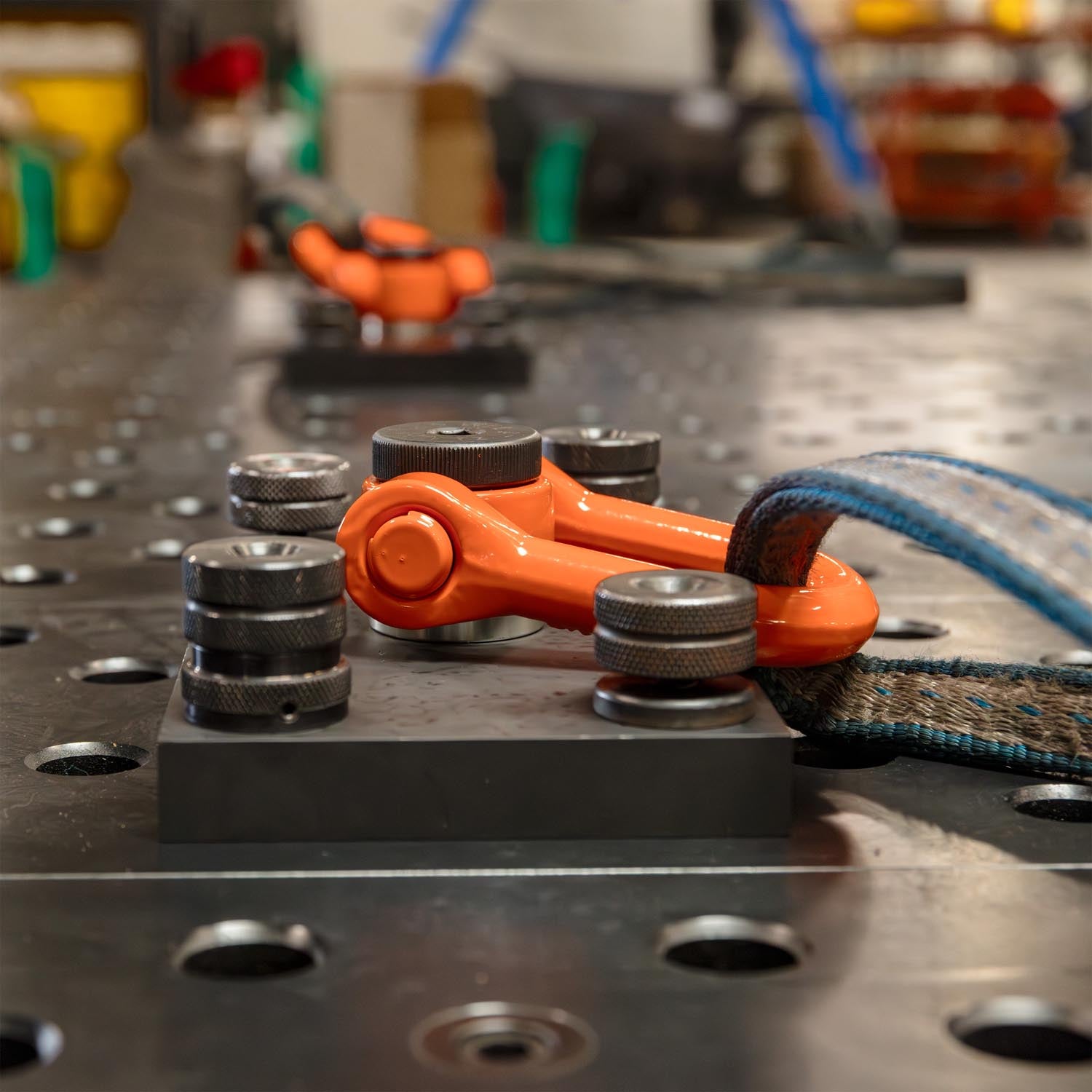 Lifting Brackets, 28 mm