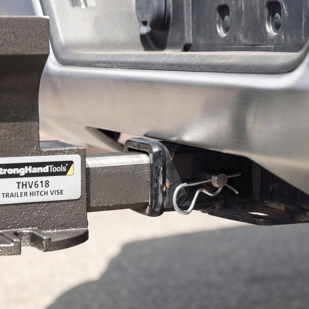 THV618 mounted in the 2 inch receiver on a BuildPro welding table