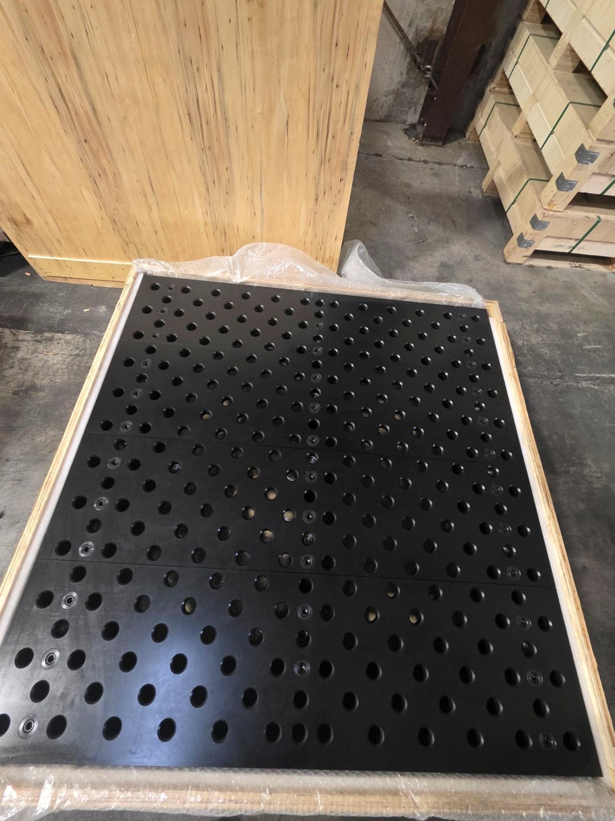 U28 5-Sided Tabletop, 48" x 48"