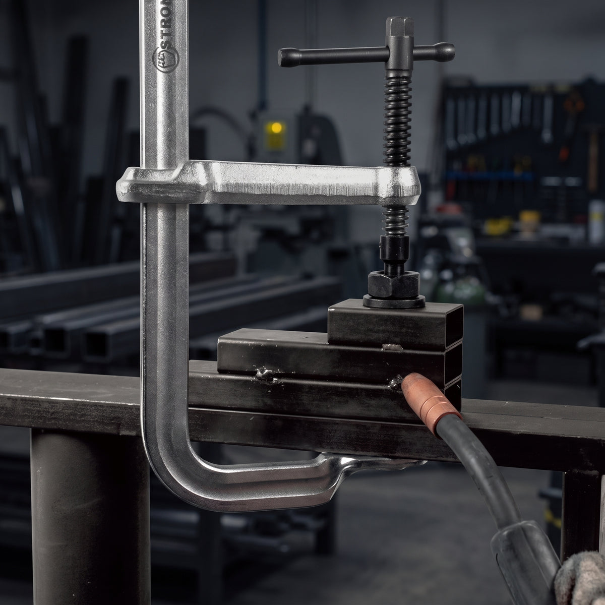 Reversible F-Clamps - 3/16" x 9/16" Rail Size, Heavy Duty Pad (UM Series)