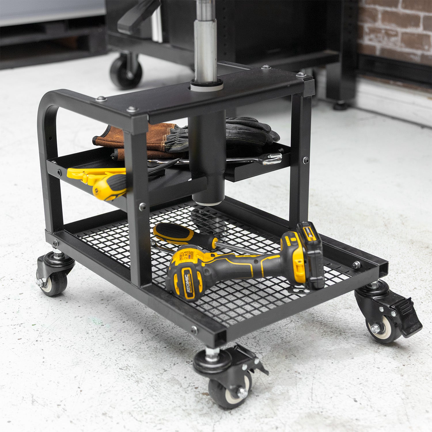 Cushioned Work Rover Stool, Four Wheels – Strong Hand Tools
