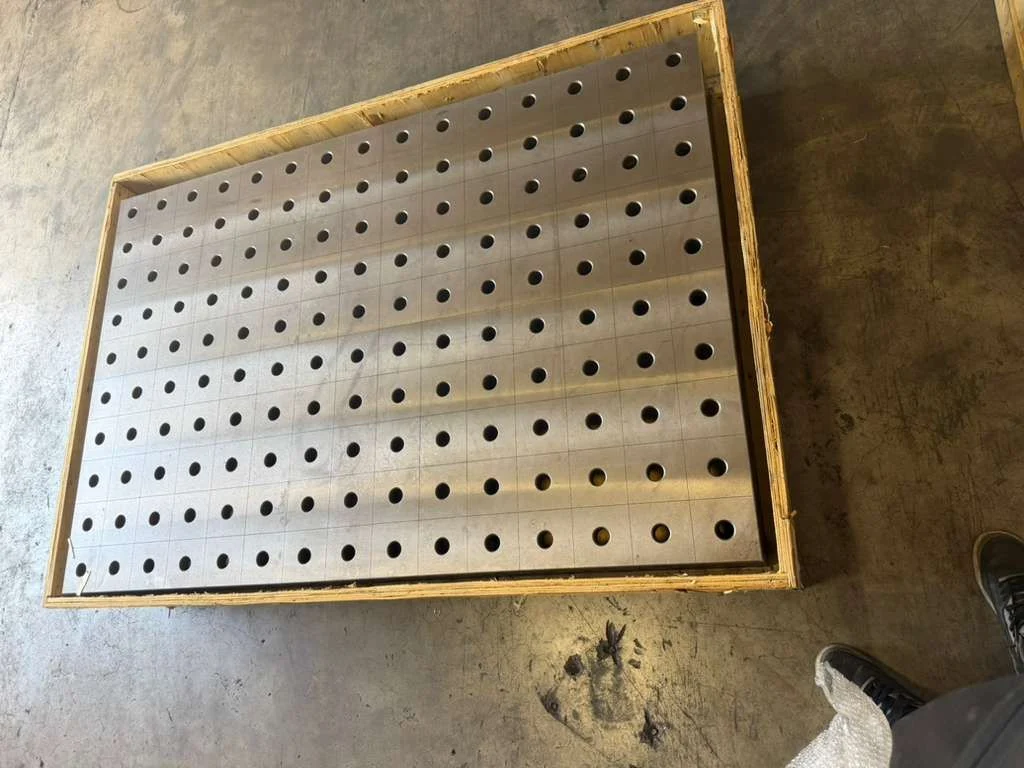 1.5 x 1.0 M 5-Sided Tabletop, Cast Iron, 28 mm (Blemished)