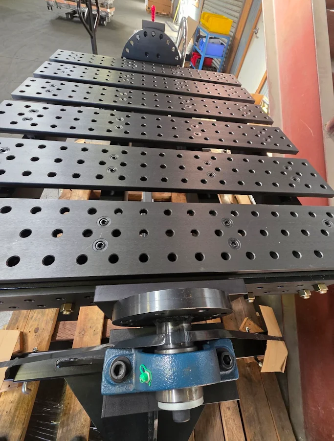 Rotary Positioner with 4' x 3' Max Slotted Tabletop, Nitrided [Blemished]