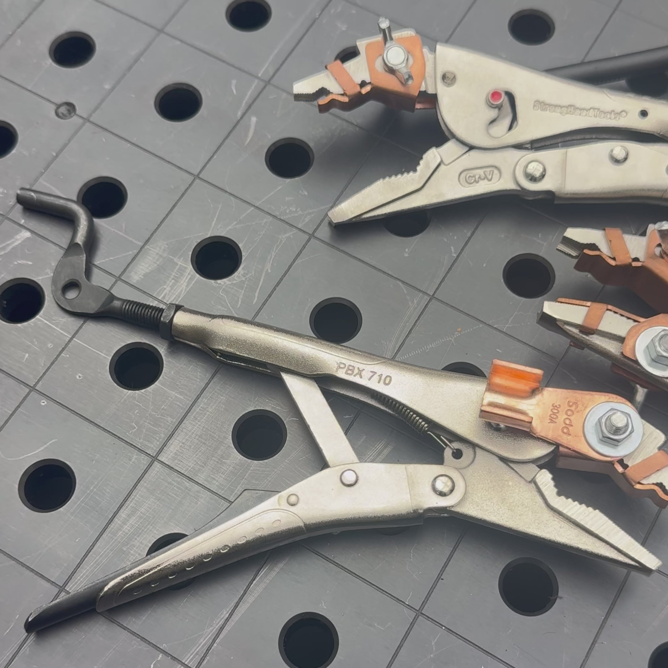 Load video: 7" Extractor Locking Grounding Pliers