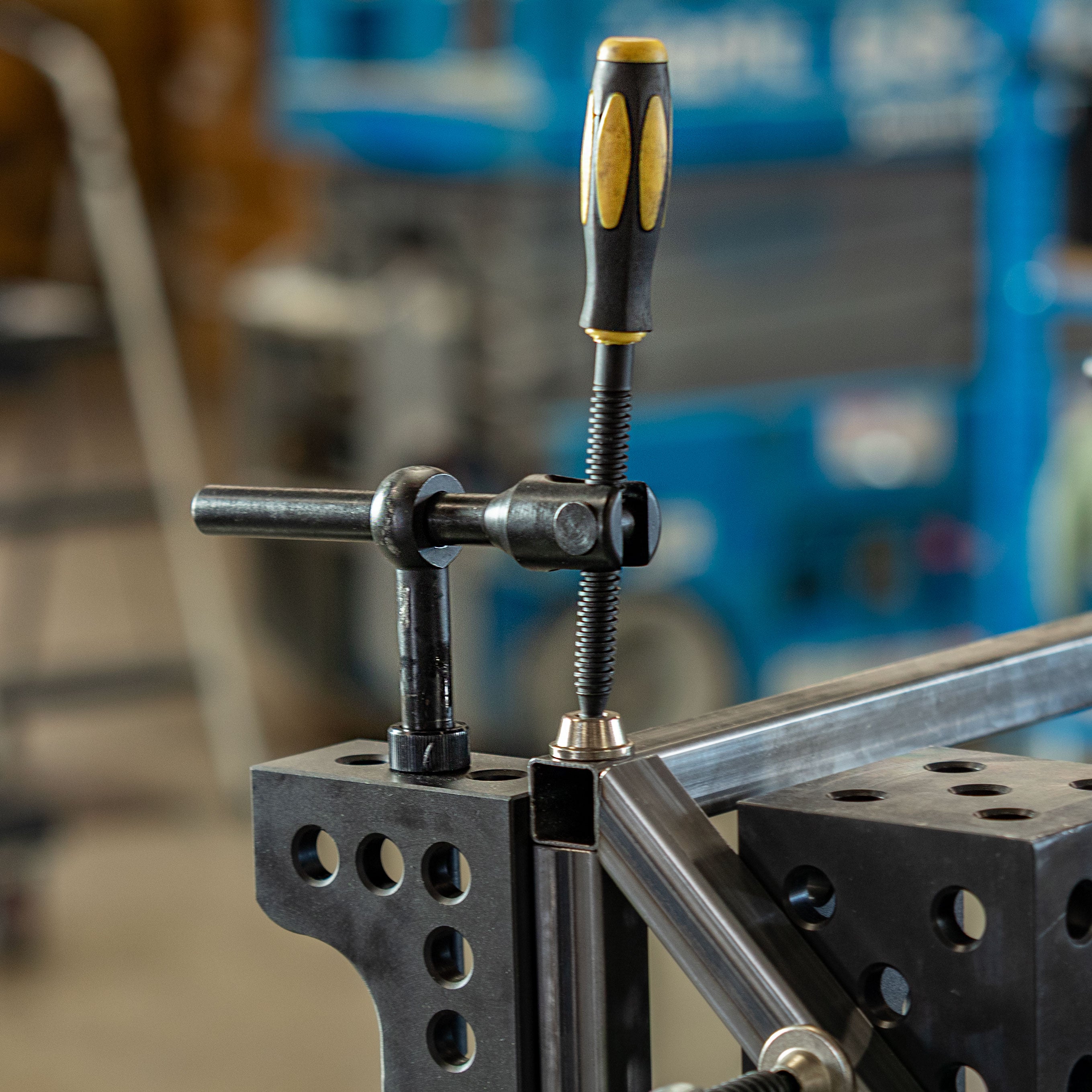T-Post Clamps - 5/8" System Fixture