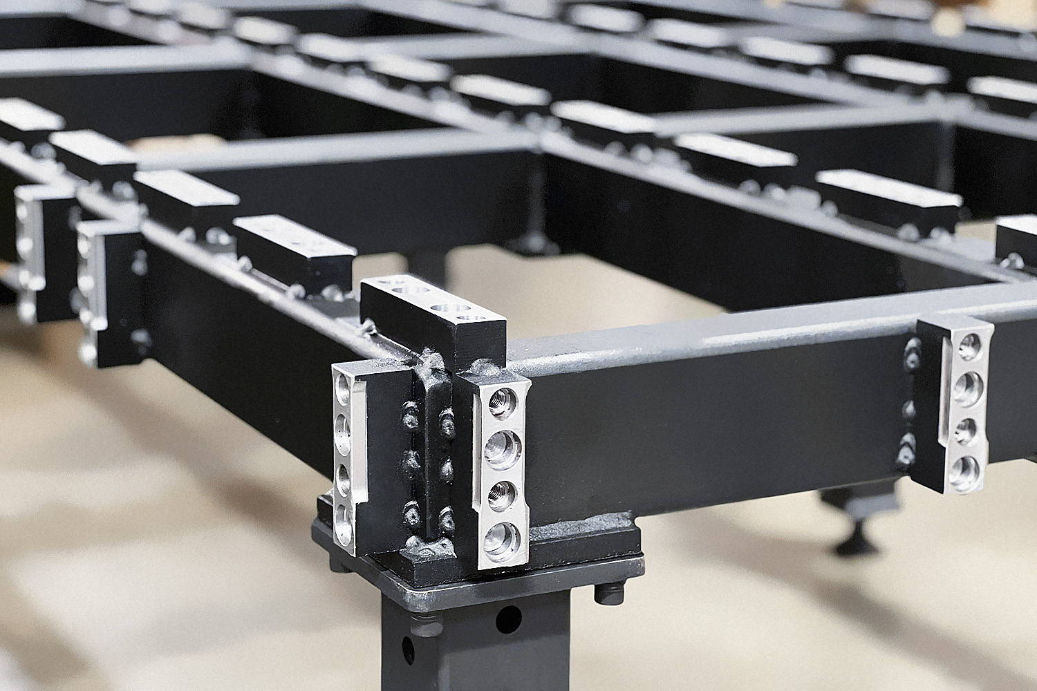 Alpha, 5-Sided, 6' x 3' (72" x 36") Table, 5/8" System